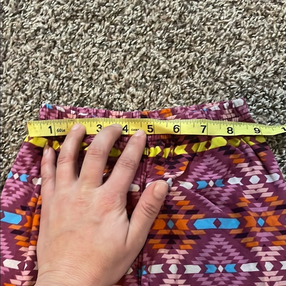 Vibrant Aztec Look, Kids Leggings - Picture 5 of 5